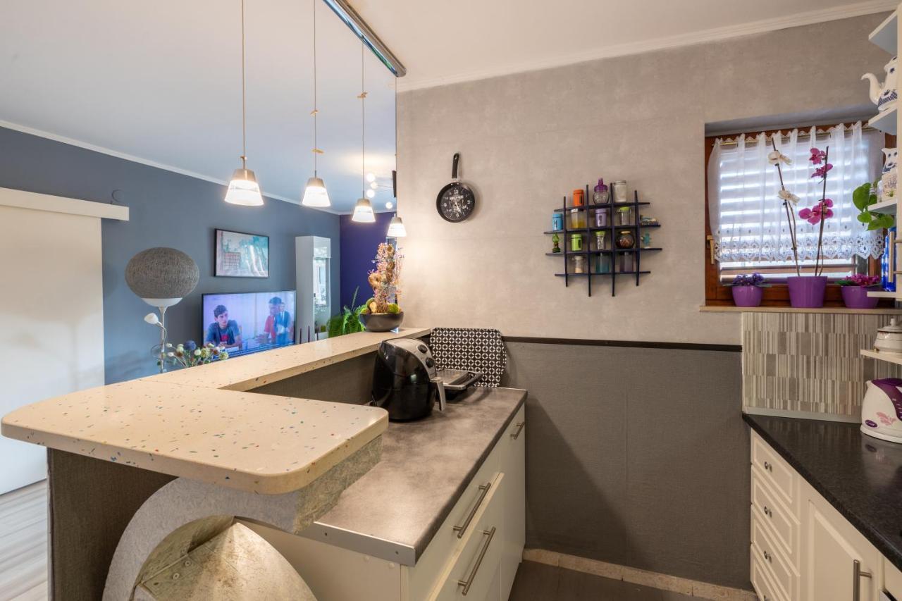 Apartment Zoey Макарска Экстерьер фото