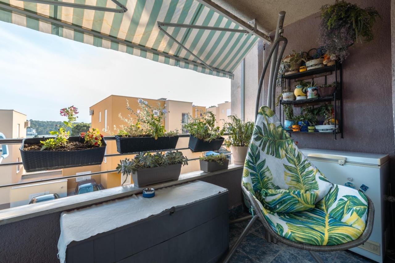 Apartment Zoey Макарска Экстерьер фото